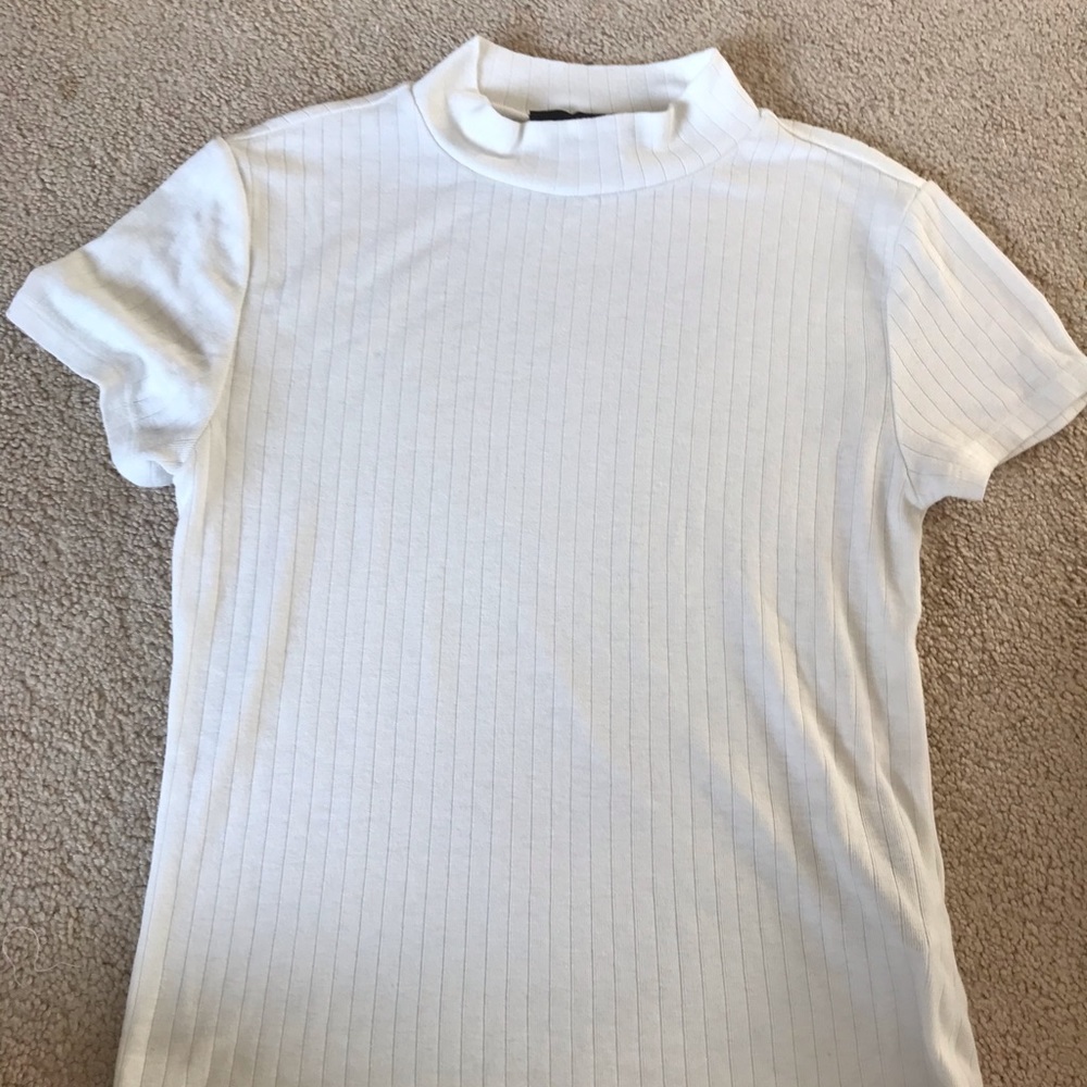 White turtleneck top Size S